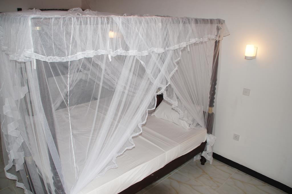 Ritas Hotel Хіккадува Номер фото